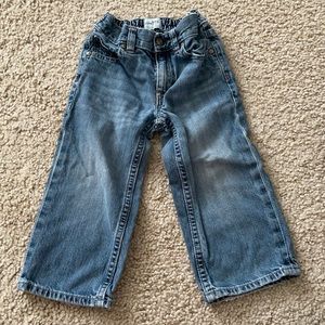 🌻3/$15 Boys 2T baby gap blue jeans w/ pockets and elastic waistband button& zip